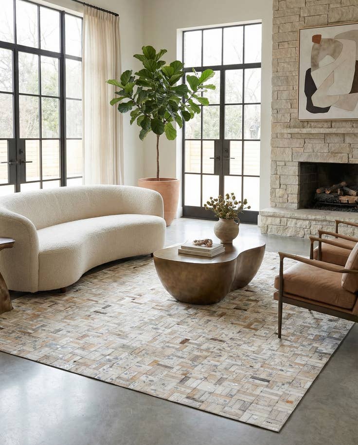 Detail image of 5' x 7' 11 Cowhide Stocks Rug