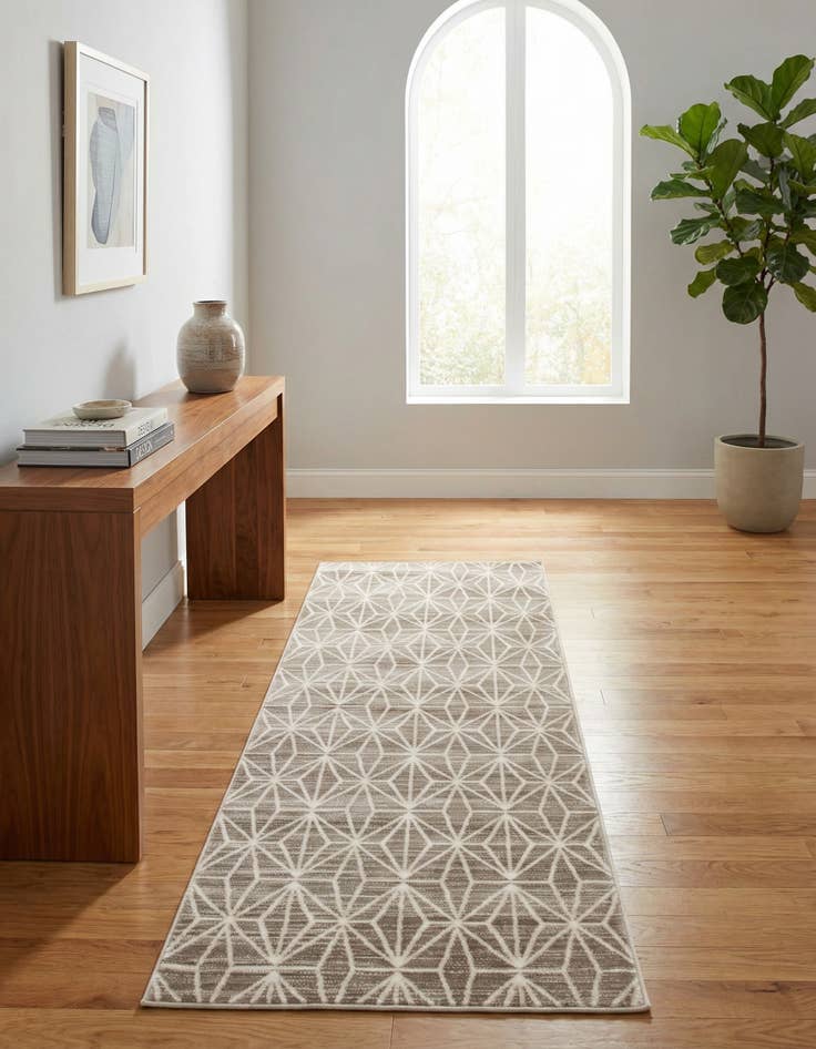 Detail image of Jill Zarin 2' 2 x 6' Uptown Fifth Avenue Runner Rug