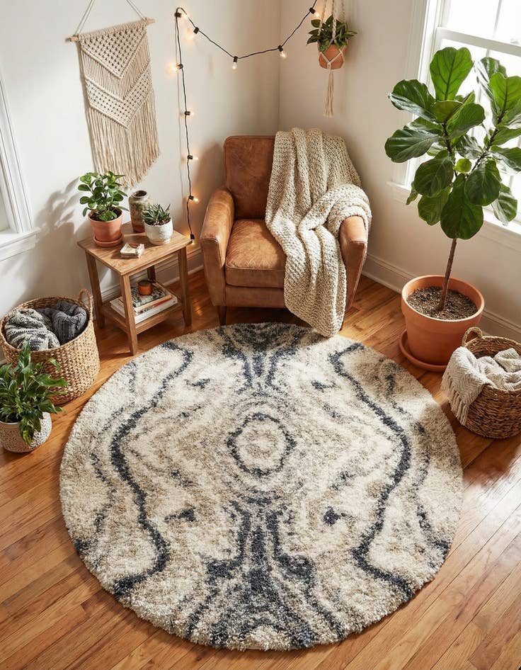 Detail image of 5' x 5' Lagom Shag Round Rug