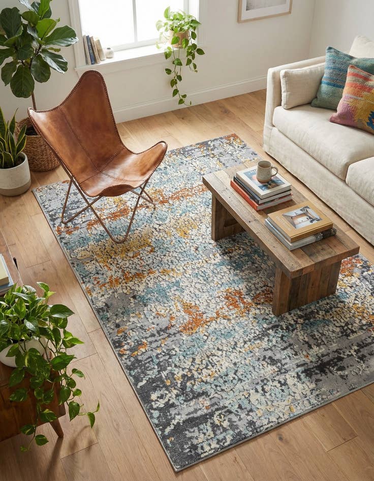 Detail image of 4' x 6' Budapest Rug