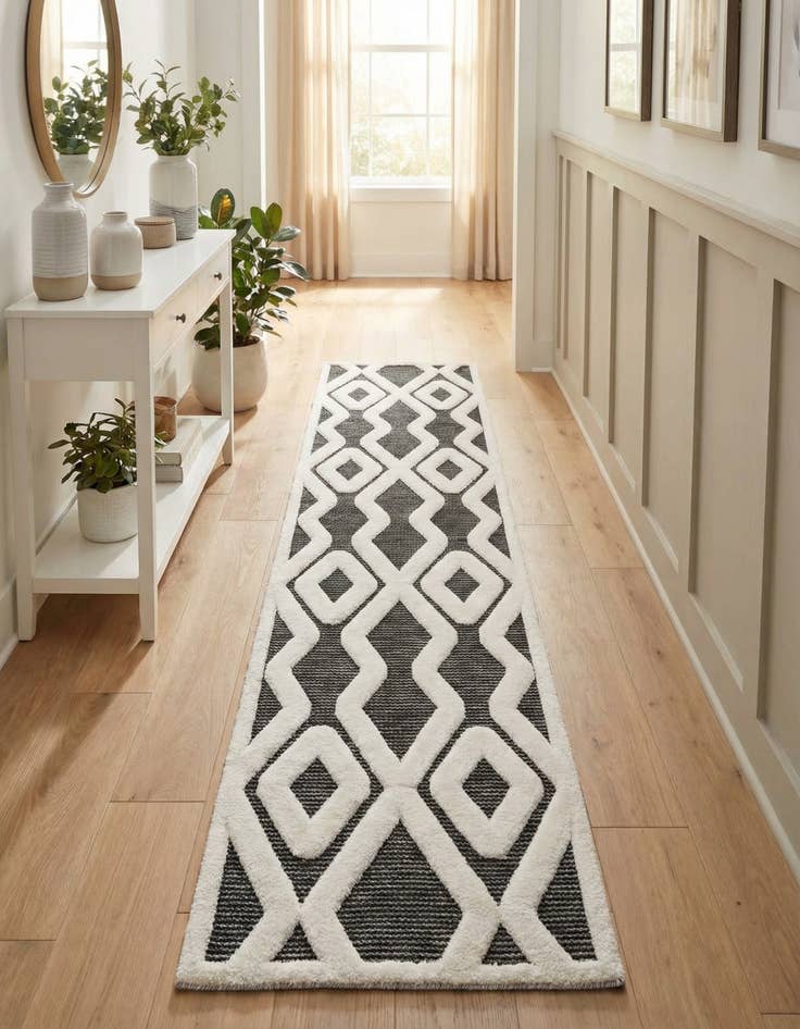 Detail image of 2' 7 x 12' Prismatic Runner Rug