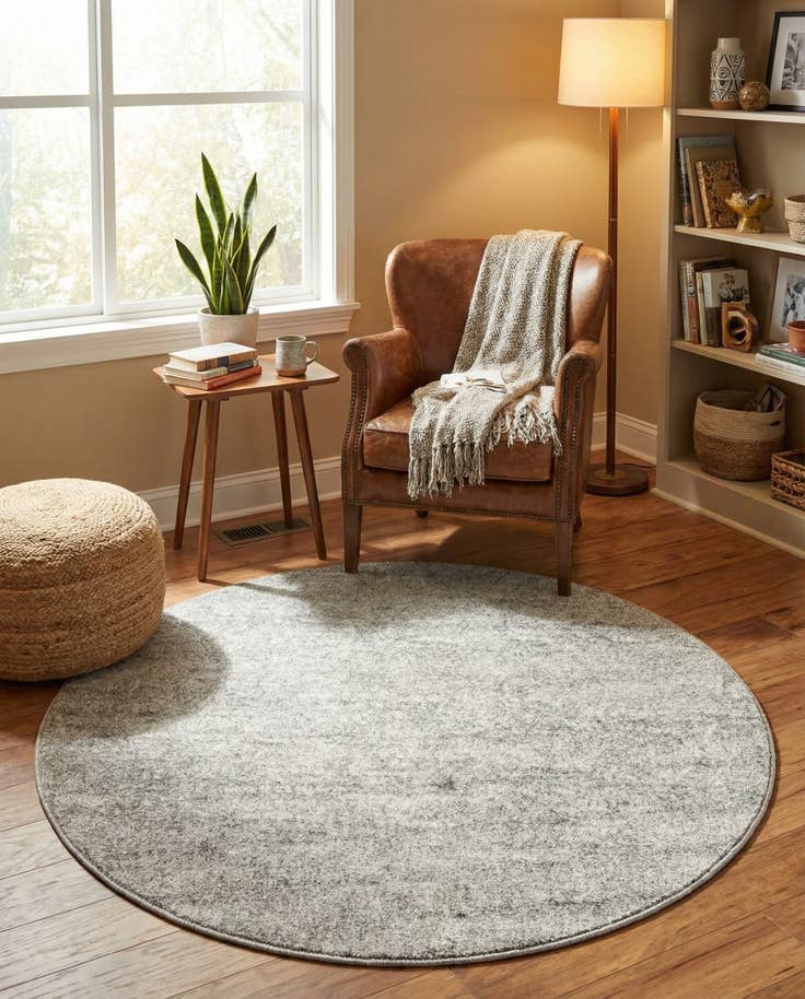 Detail image of 4' x 4' Angelica Round Rug