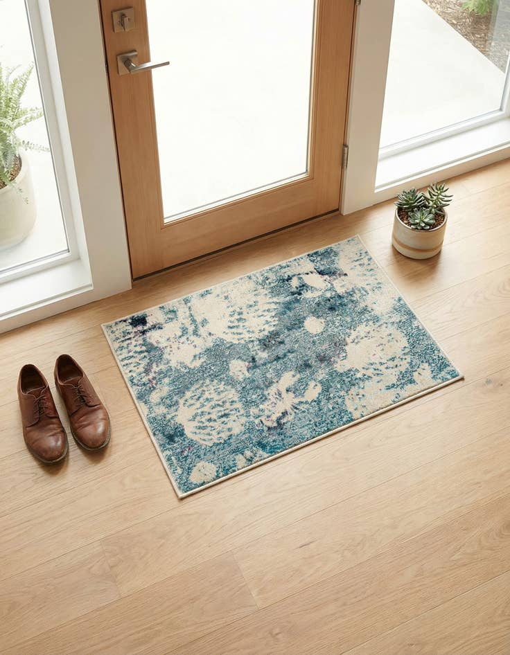 Detail image of 2' x 3'  Washable Capri Rug