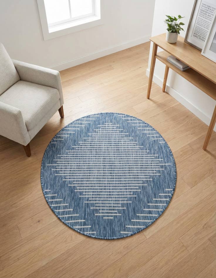 Detail image of 3' x 3' Washable Modern Indoor / Outdoor Round Rug