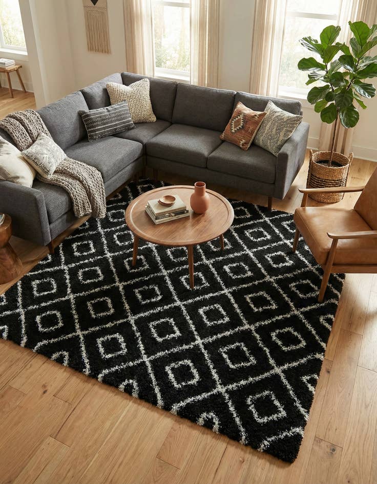 Detail image of 7' 10 x 7' 10 Trellis Shag Square Rug