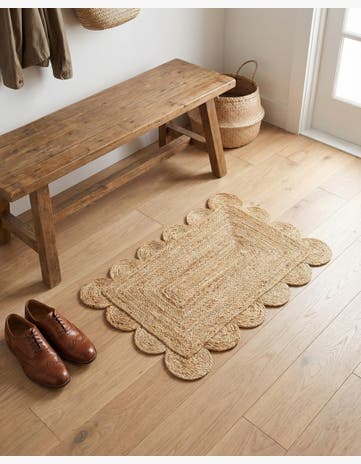 2' x 3' 1 Hand Woven Scallop Braided Jute Rug