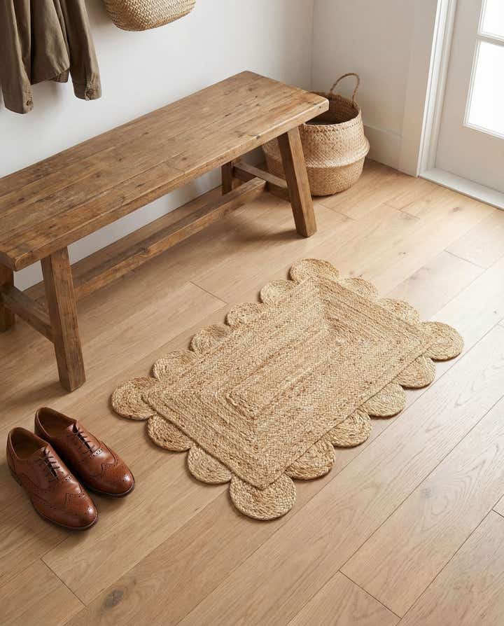 2' x 3' 1 Hand Woven Scallop Braided Jute Rug