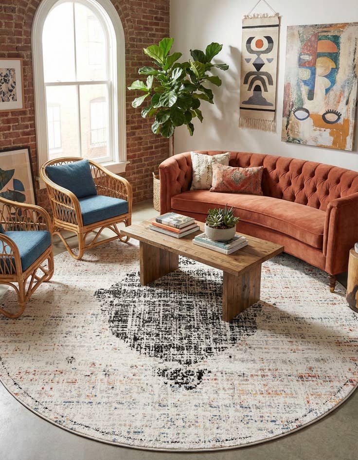 Detail image of 10' x 10' Aramis Round Rug