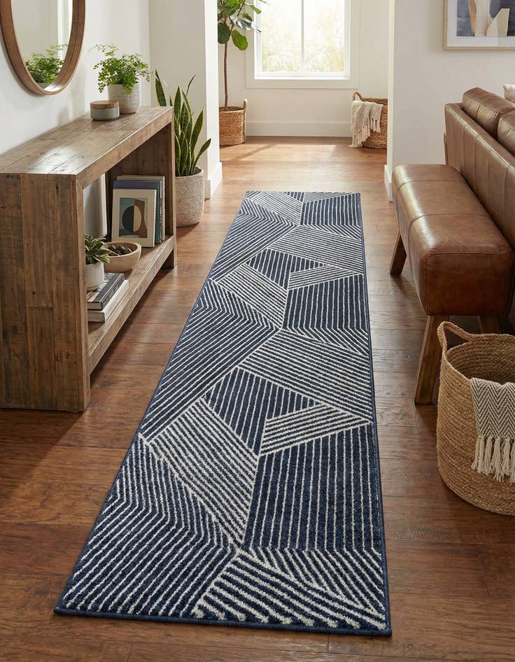 Detail image of 2' 7 x 12' Oslo Runner Rug