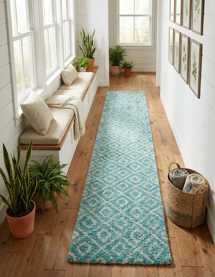 Detail image of 3' 3 x 16' 5 Trellis Shag Runner Rug