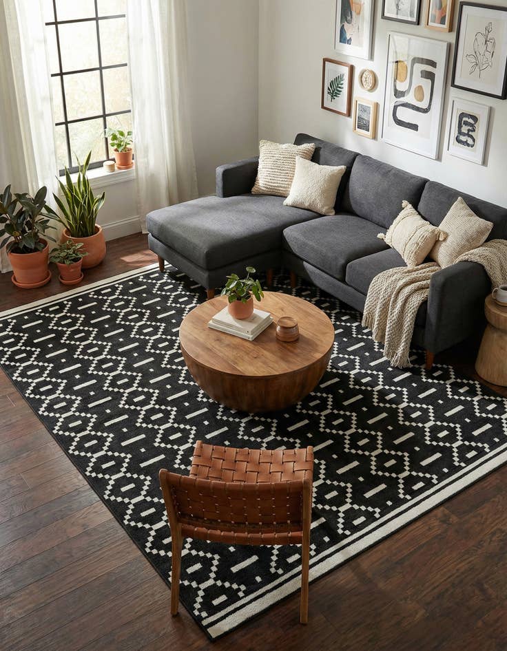 Detail image of 7' 10 x 10' Oslo Rug