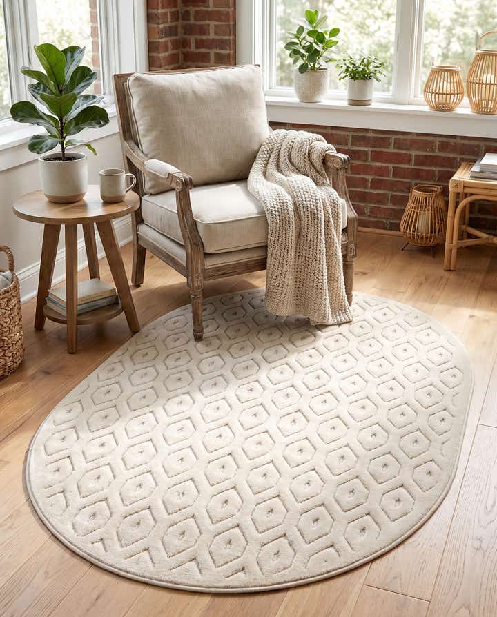 4' x 6' Easy-Clean Trellis Textured Indoor / Outdoor Oval Rug