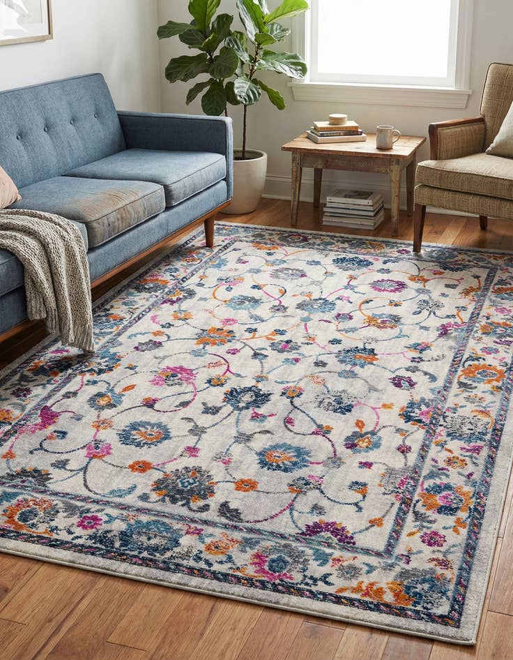 Detail image of 5' x 7' 10 Budapest Rug