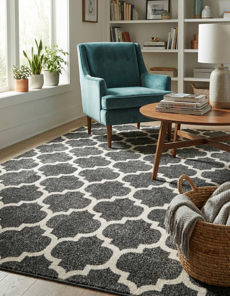 Detail image of 7' x 10' Trellis Rug