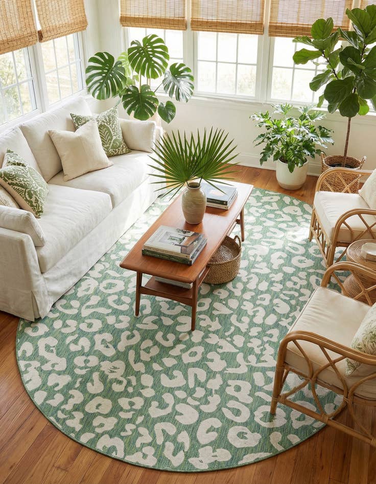 Detail image of 7' 10 x 10' Washable Safari Indoor / Outdoor Oval Rug