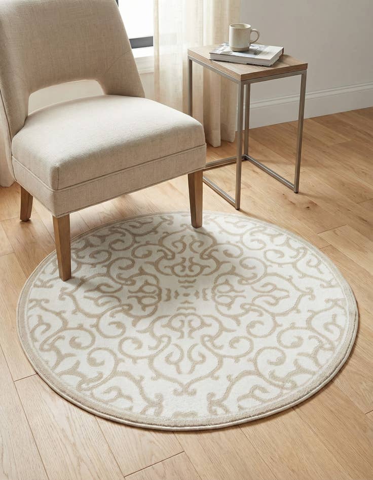 Detail image of 3' 3 x 3' 3 Nepal Round Rug