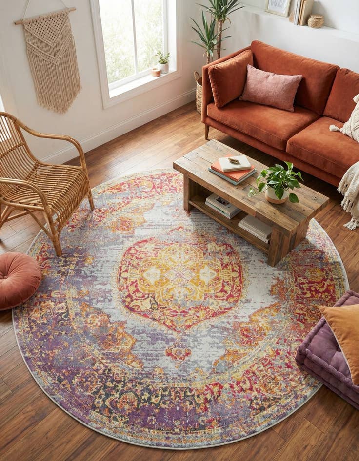 Detail image of 5' 5 x 5' 5 Santiago Round Rug