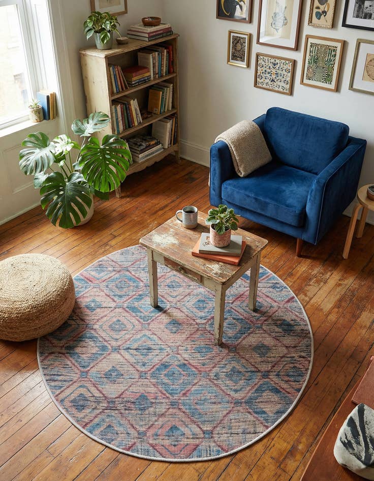 Detail image of 4' x 4' Washable Sisu Round Rug