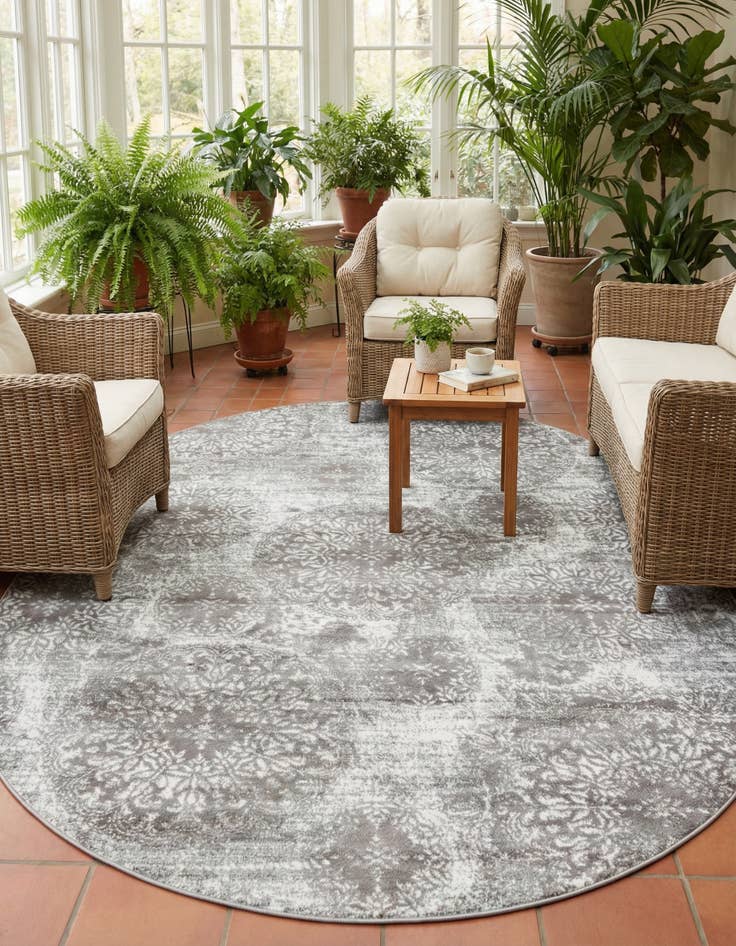 Detail image of 7' 10 x 10' Monaco Oval Rug