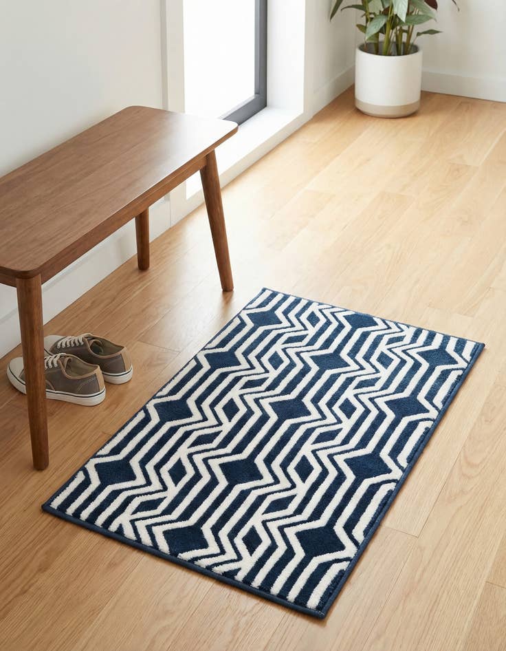 Detail image of 2' x 3' Vince Camuto Rug