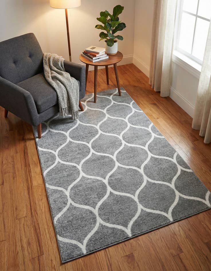 Detail image of 3' x 5' Lattice Frieze Rug