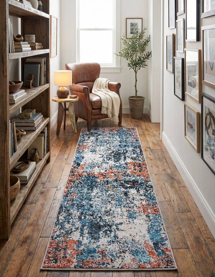 Detail image of 2' 2 x 6' Leipzig Runner Rug