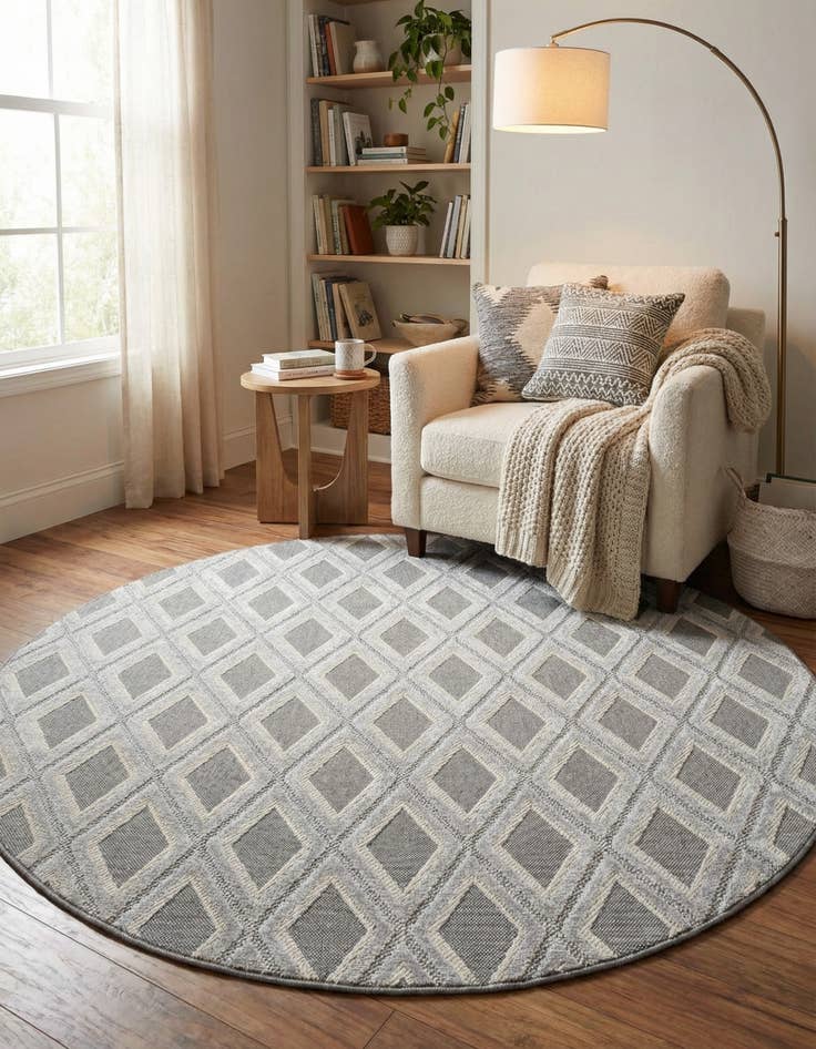 Detail image of 7' x 7' Arlo Round Rug