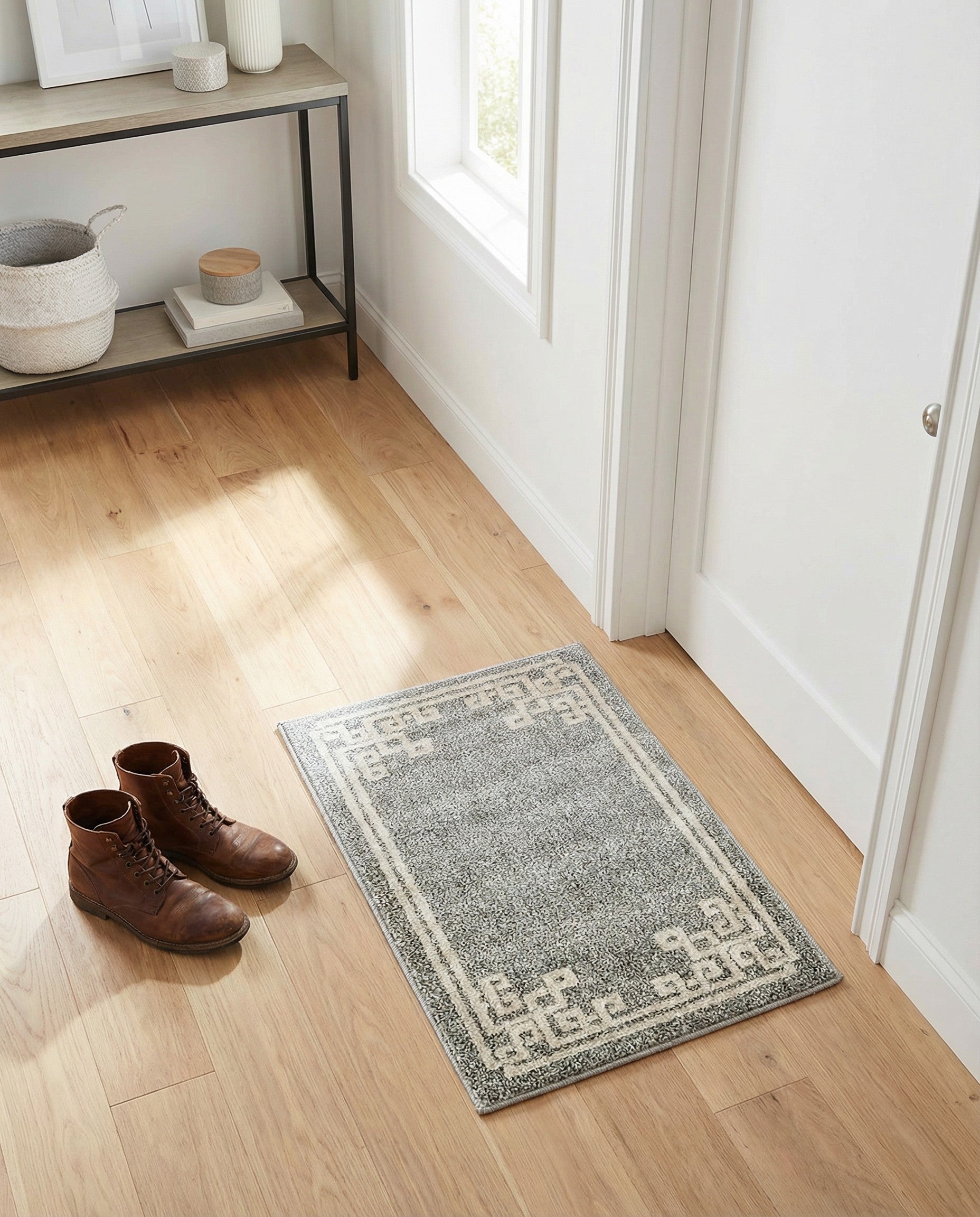 2' x 3' Hera Rug