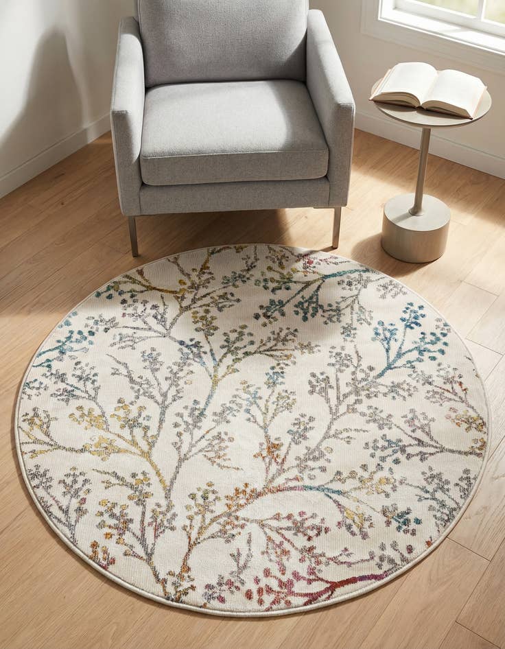Detail image of 3' 3 x 3' 3 Blossom Round Rug