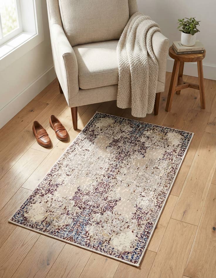 Detail image of 2' x 3' Deepa Rug