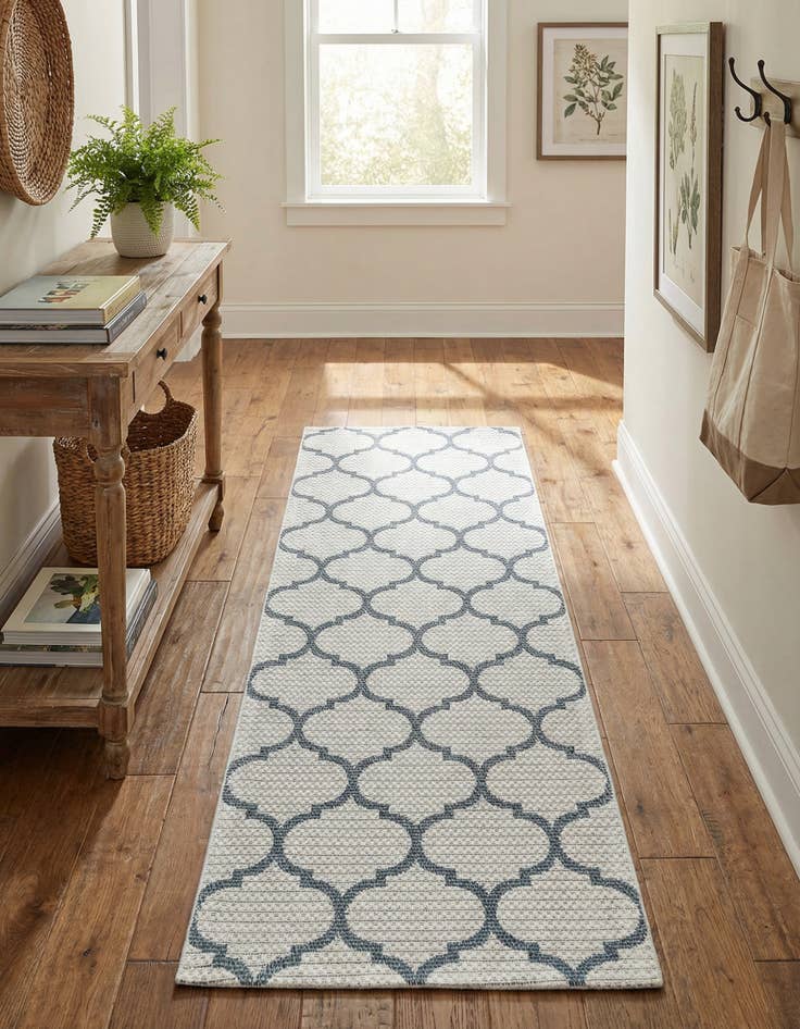 Detail image of 2' x 6' Georgia Runner Rug