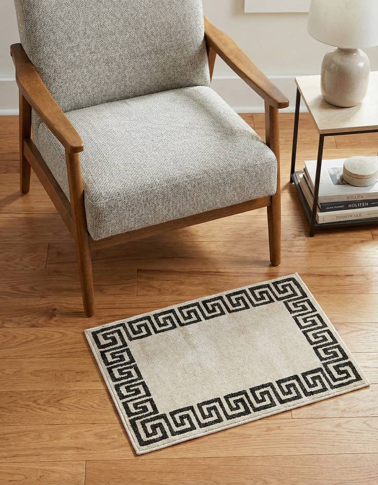 Detail image of  2' x 3' Hera Rug