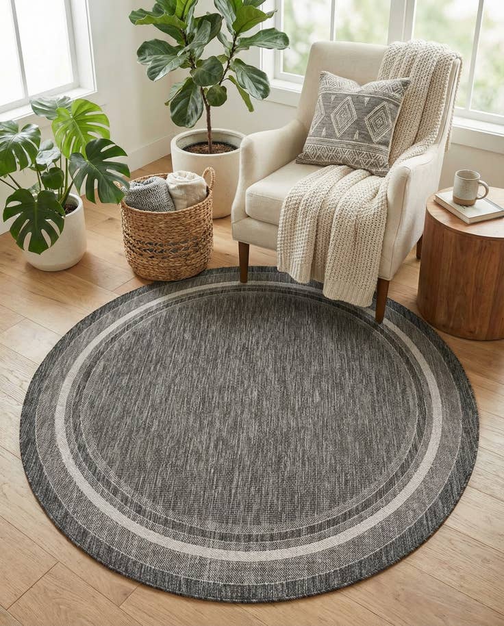 Detail image of 5' 3 x 5' 3 Easy-Clean Border Indoor / Outdoor Round Rug