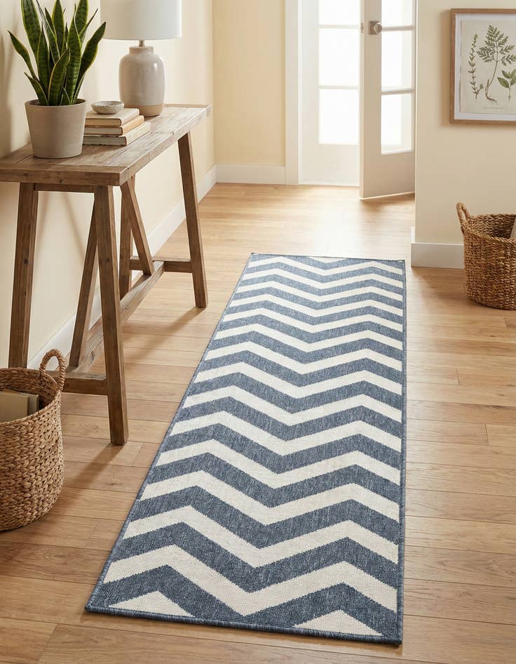 Detail image of 2' x 6' Washable Coastal Indoor / Outdoor Runner Rug