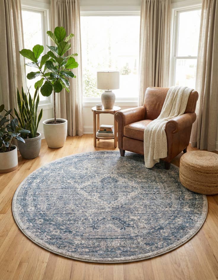 Detail image of 6' x 6' Noble Round Rug
