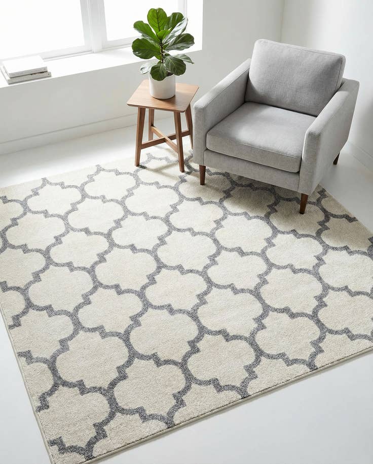 Detail image of 6' x 6' Lattice Square Rug