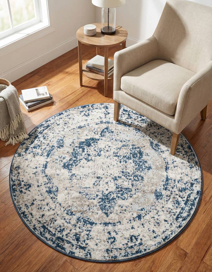 Detail image of 4' x 4' Monte Carlo Round Rug