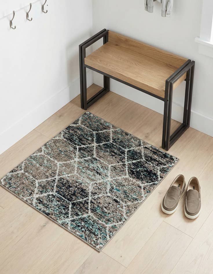 Detail image of 2' x 3' Lattice Frieze Rug