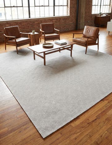 Gray Hand Woven Geo Trellis Flatweave Square Rug