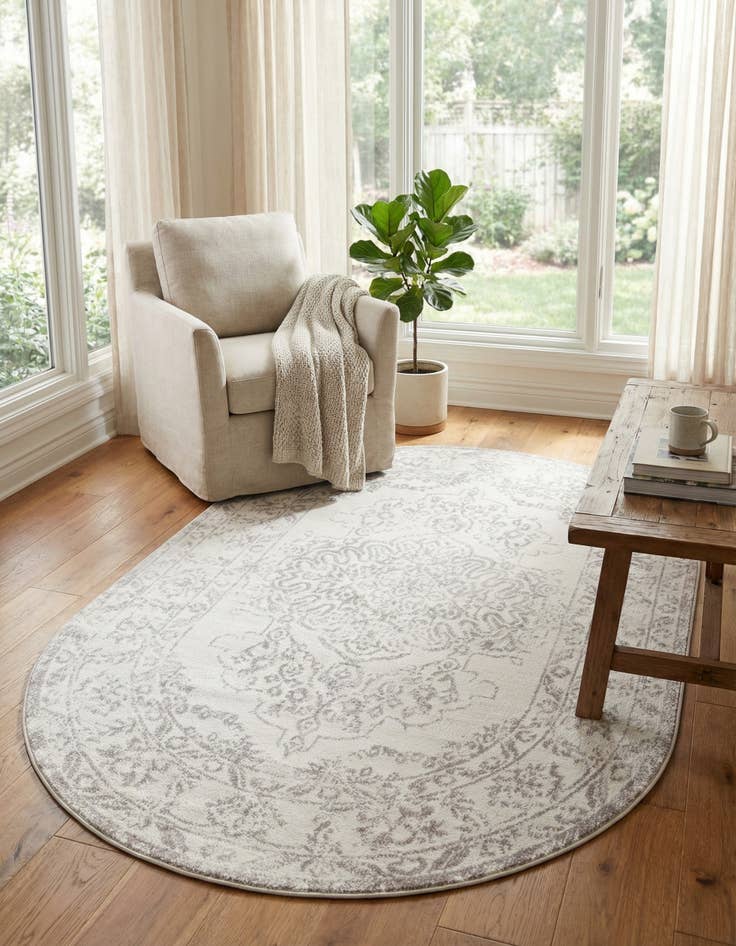 Detail image of 5' 3 x 8' Oxford Oval Rug