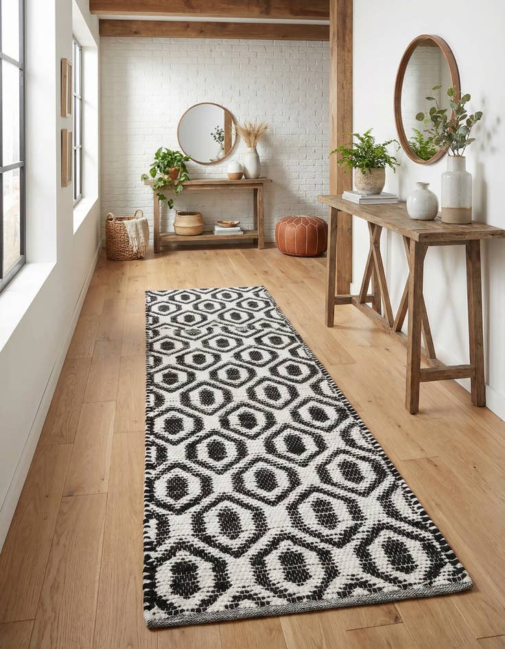 Detail image of 2' 7 x 10'  Hand Woven Chindi Jute Runner Rug