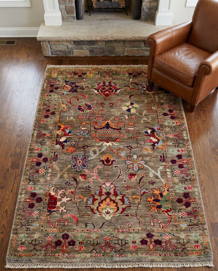 Detail image of 3' 3 x 4' 11 Hand Knotted Ariana Ziegler Rug