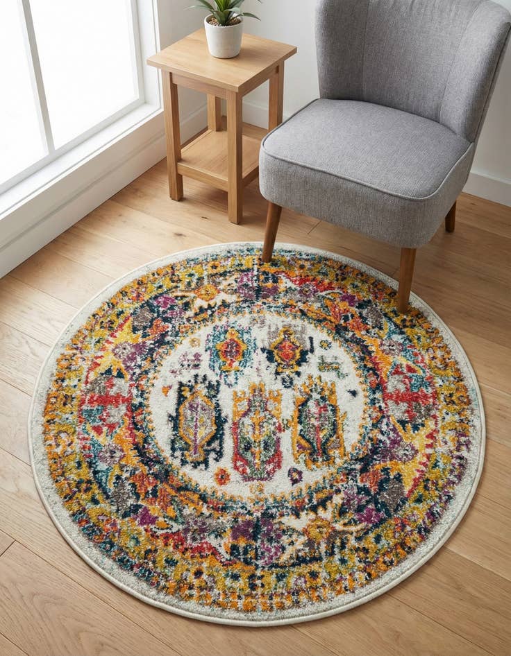 Detail image of 3' 1 x 3' 1 Carrington Round Rug