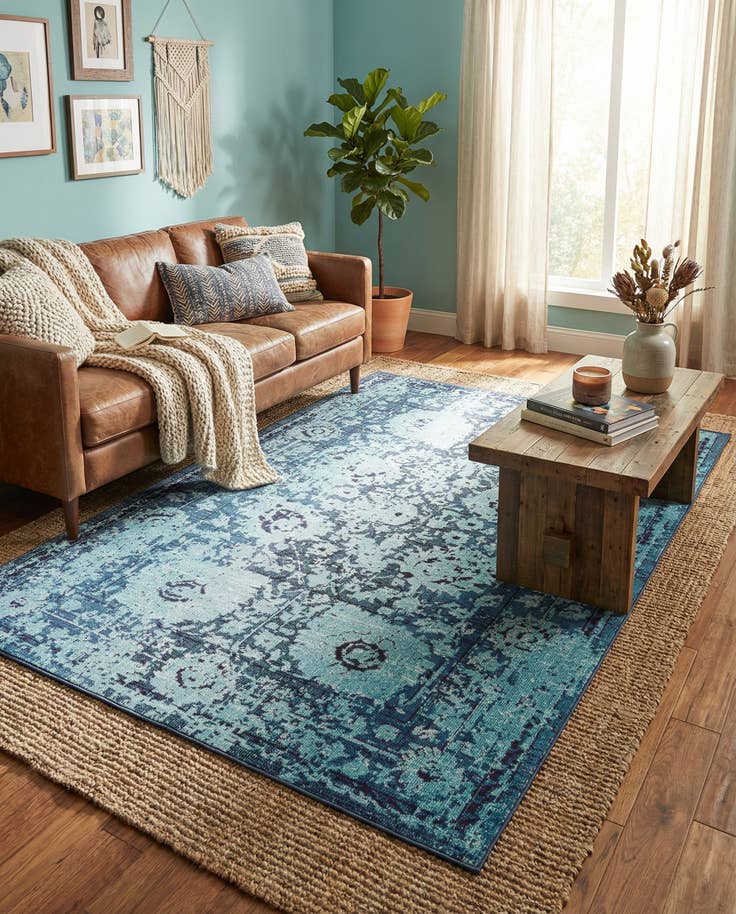 Detail image of 7' x 10' Washable Fleur Rug