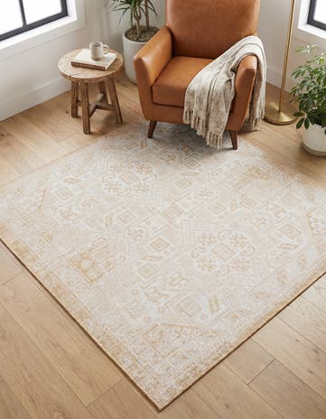 5' 3 x 5' 3 Easy-Clean Aztec Indoor / Outdoor Square Rug