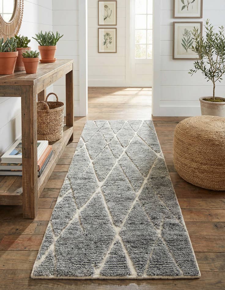 Detail image of 2' x 5' 1 Atlas Moroccan Wool Runner Rug