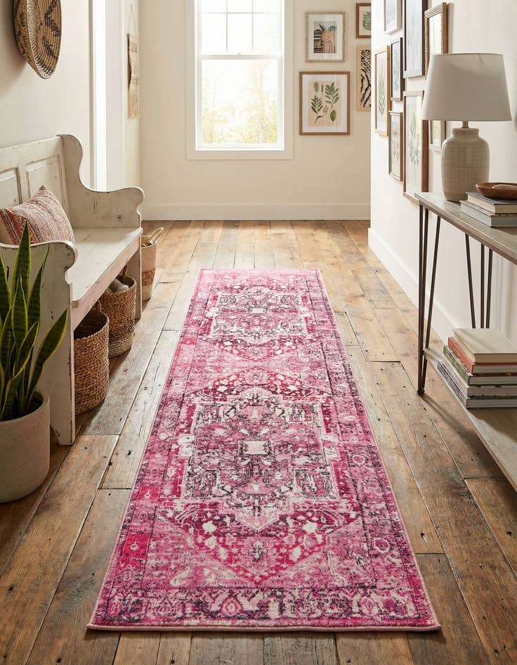 Detail image of 2' 2 x 7' 10 Medina Runner Rug