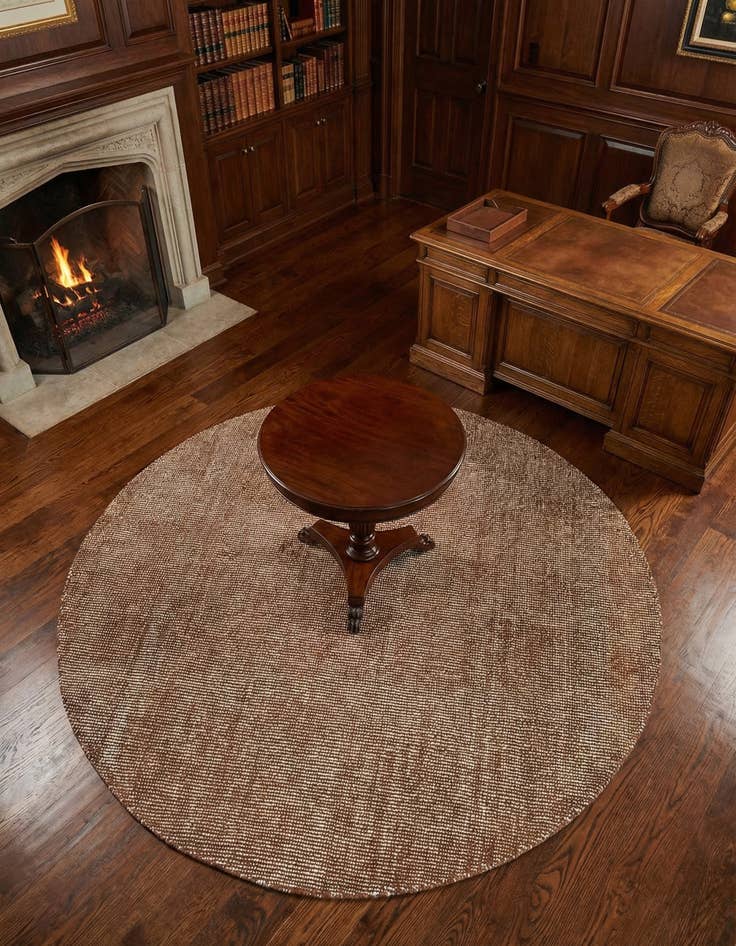 Detail image of 6' 1 x 6' 1  Hand Woven Jill Zarin English Manor Wool Round Rug