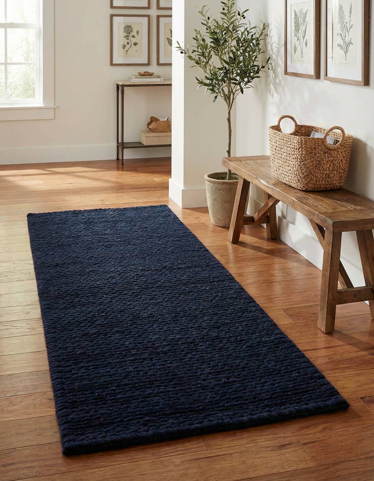 Detail image of 2' x 5' 1 Hand Woven Lana New Zealand Wool Runner Rug