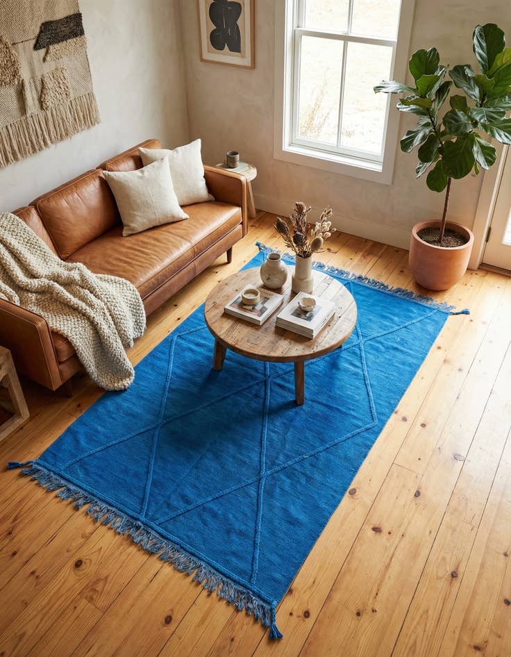 Detail image of 4' 1 x 6' 2 Hand Woven Kilim Modern Wool Rug